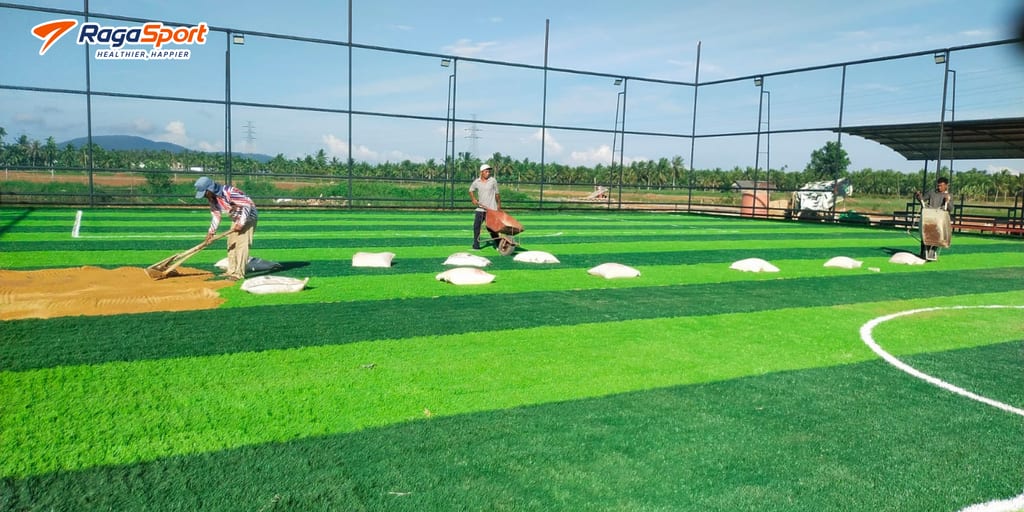 Mengapa Perawatan Rumput Sintetis Lapangan Futsal Itu Penting